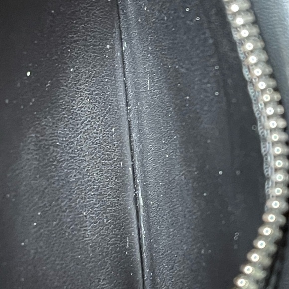 Louis Vuitton Damier Brazza wallet - Picture 9 of 11